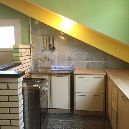 Apartment Lela Малий Лошинь Екстер'єр фото